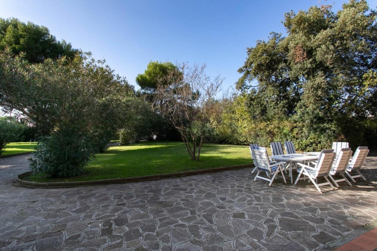 Maison Antoinette San Vincenzo Ngoại thất bức ảnh